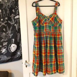 Plaid Dress (w/ pockets!)